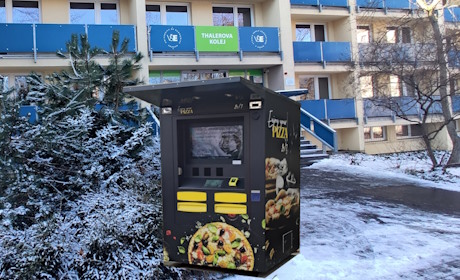 Pizza machine at Jarov Campus
